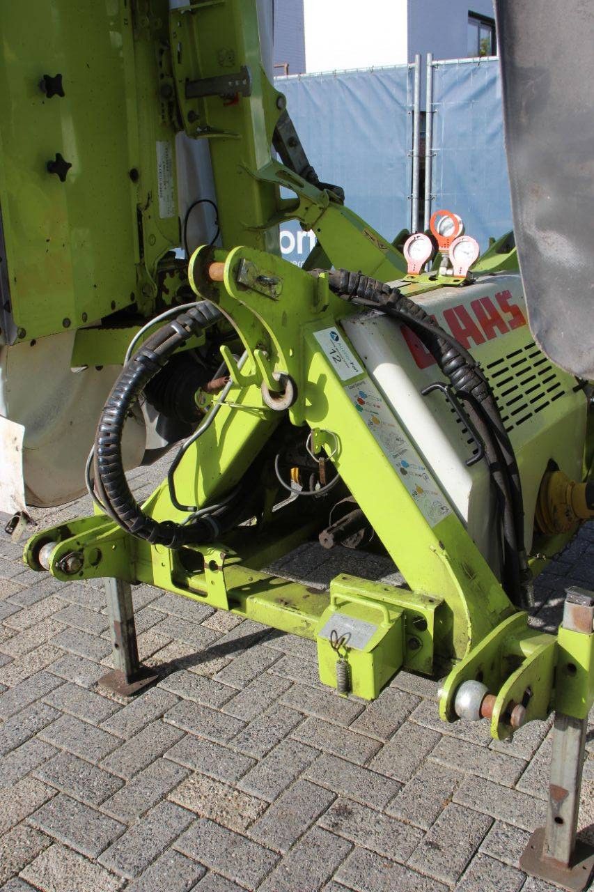 Claas DISCO 9300C butterfly mower