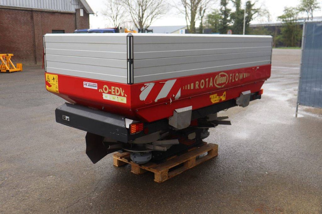 Düngerstreuer Vicon YN206 2013