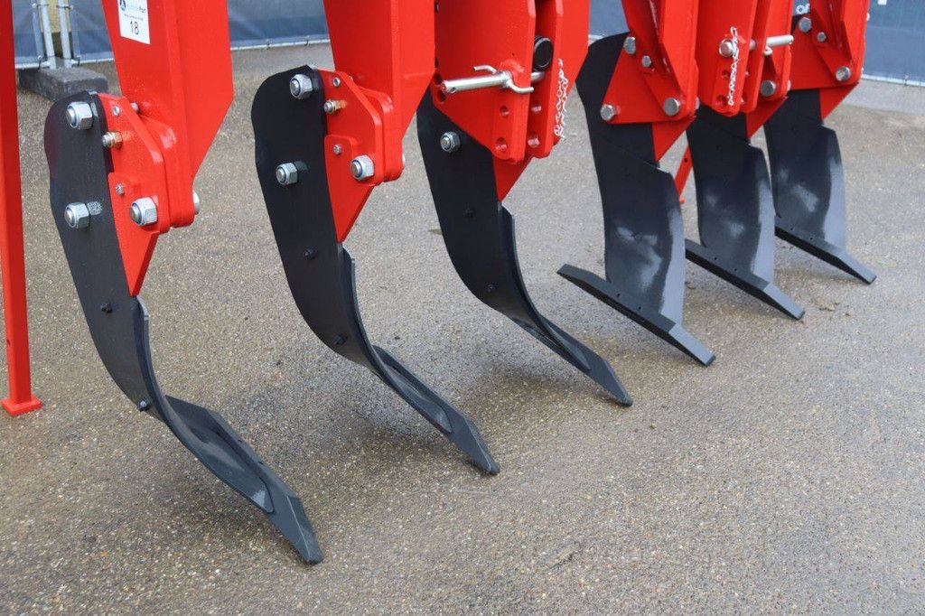 Kverneland CLI 630 Deep Tillage Tractor 2023 New