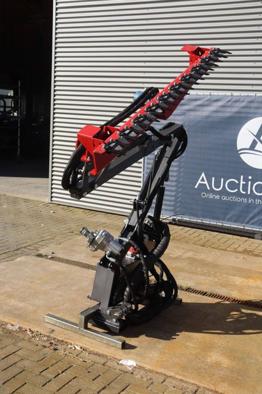 Heckenschere für Traktor HT150 2025 Neu