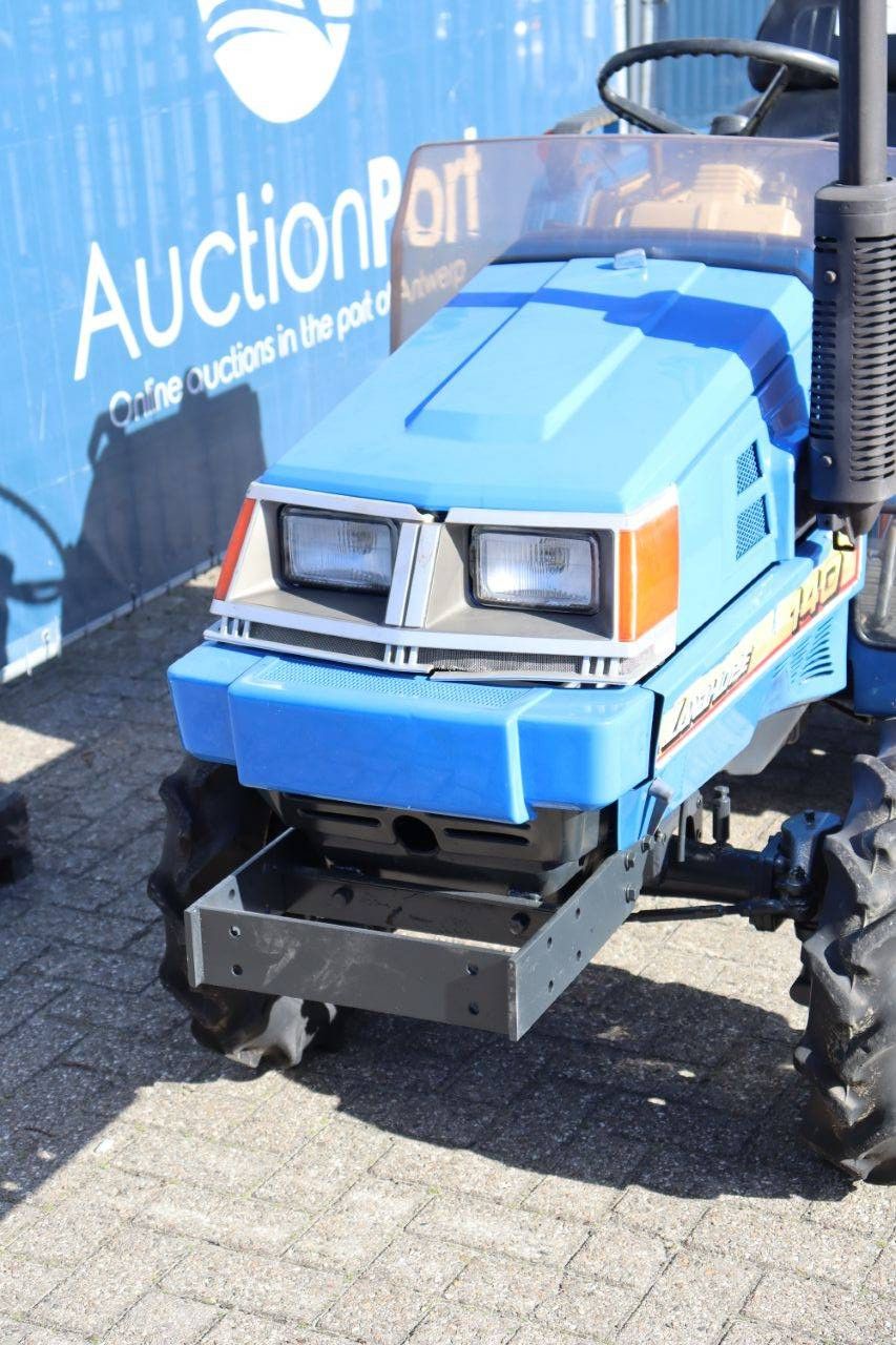 Minitraktor Iseki Landhope 140 Diesel 14 PS