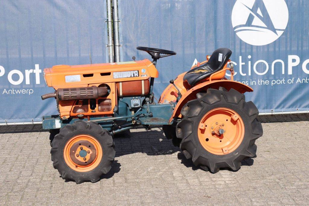 Kleintraktor Kubota B7001 Diesel 14 PS