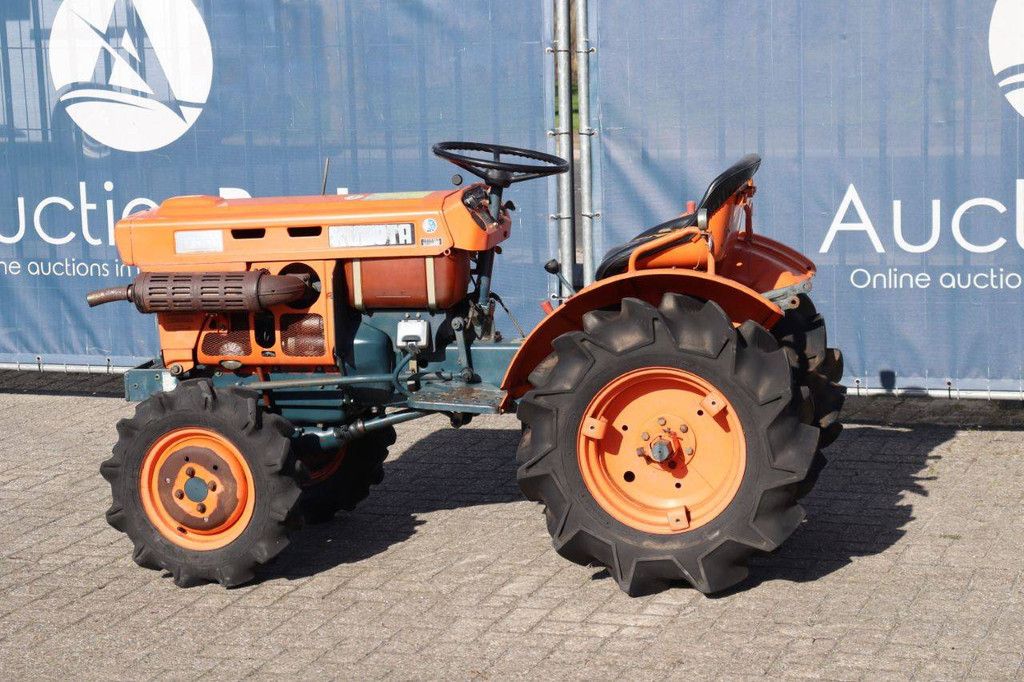 Kleintraktor Kubota B7001 Diesel 14 PS