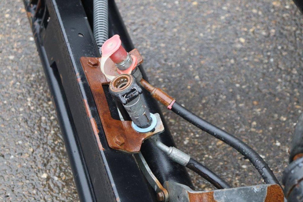 Valtra N-Serie Dieseltraktor 115 PS mit Frontlader