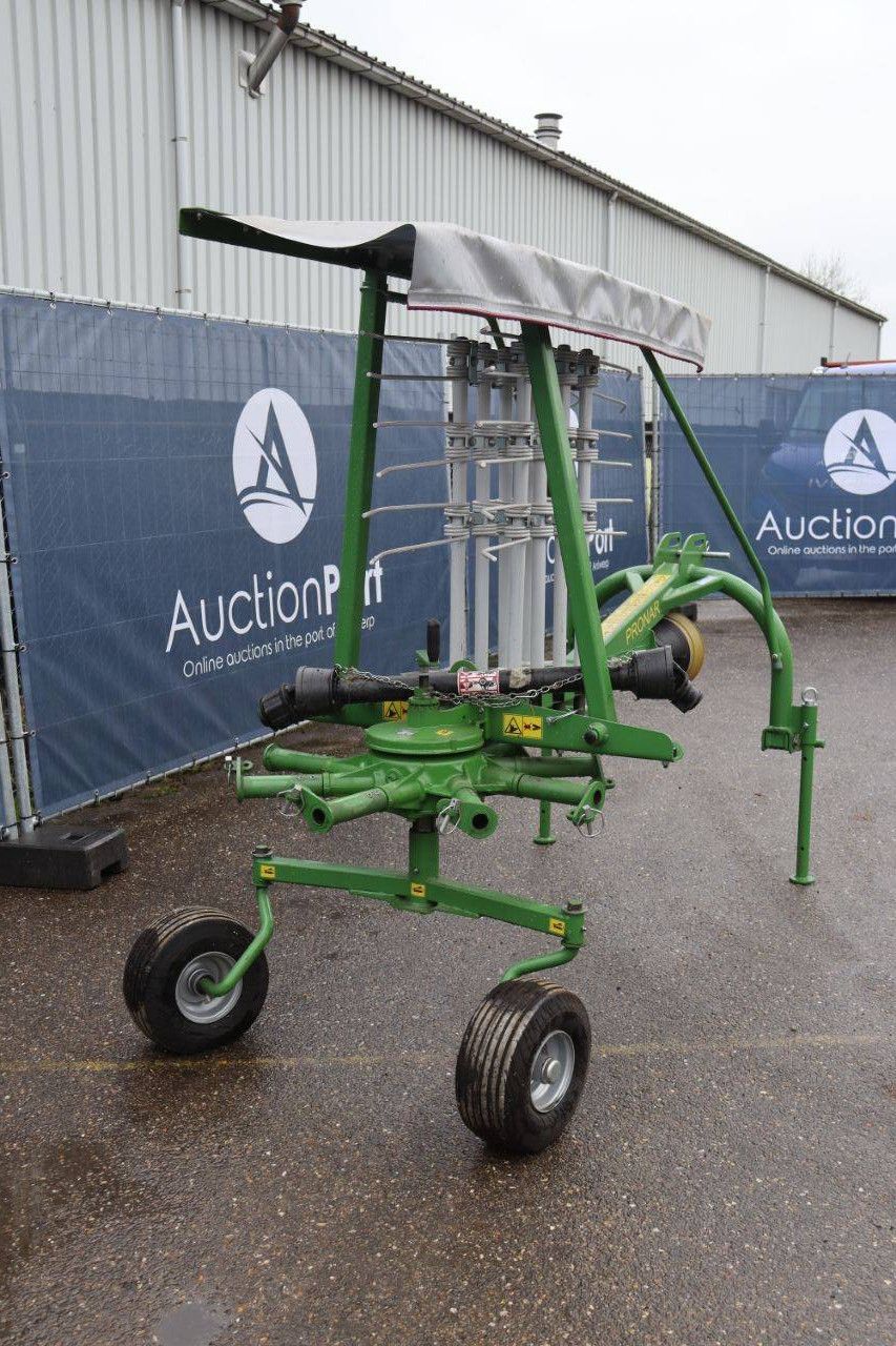 Circular rake Pronar ZKP 300 2020