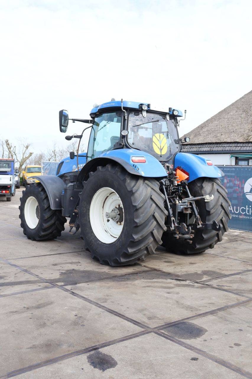 Traktor New Holland T7.220 4WD Diesel 162kW