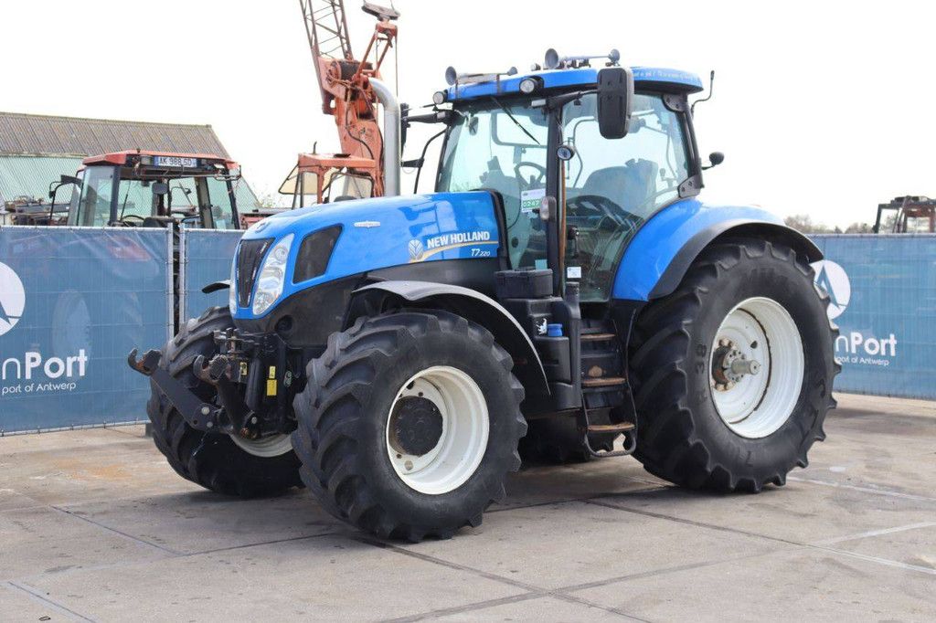 Traktor New Holland T7.220 4WD Diesel 162kW