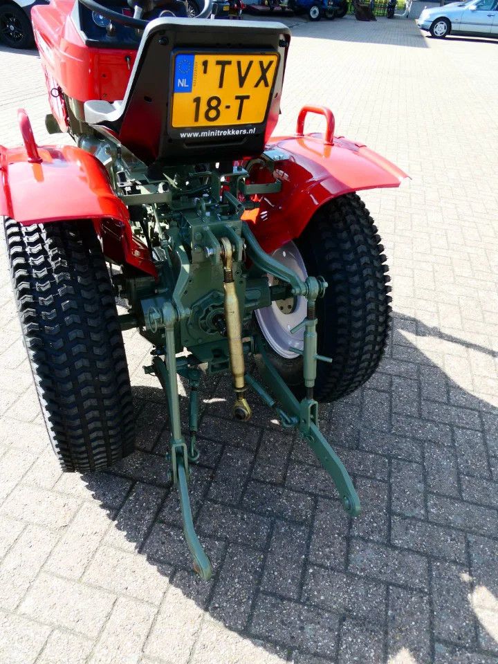 Yanmar YM1301 4wd / 770 Draaiuren / Gazonbanden