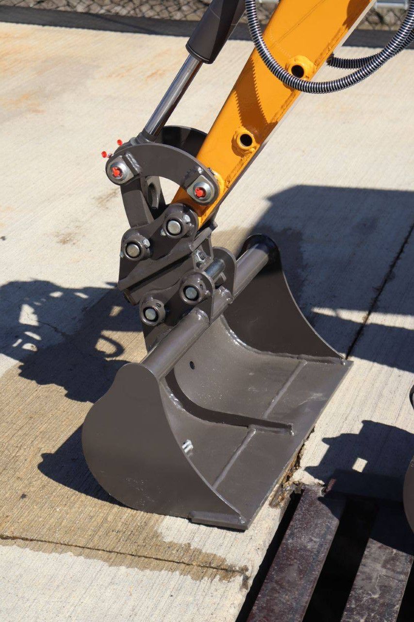 Minibagger KMT06 Benzin 10 PS Neu