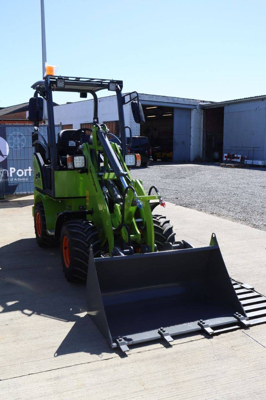 Greengear MT1060 Diesel 25hp Articulated Loader New