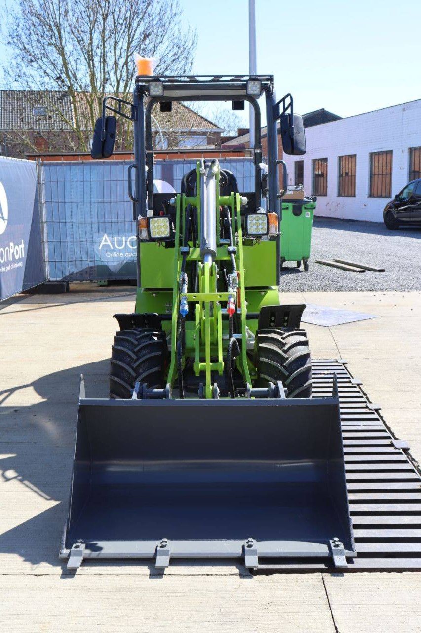 Greengear MT1060 Diesel 25hp Articulated Loader New