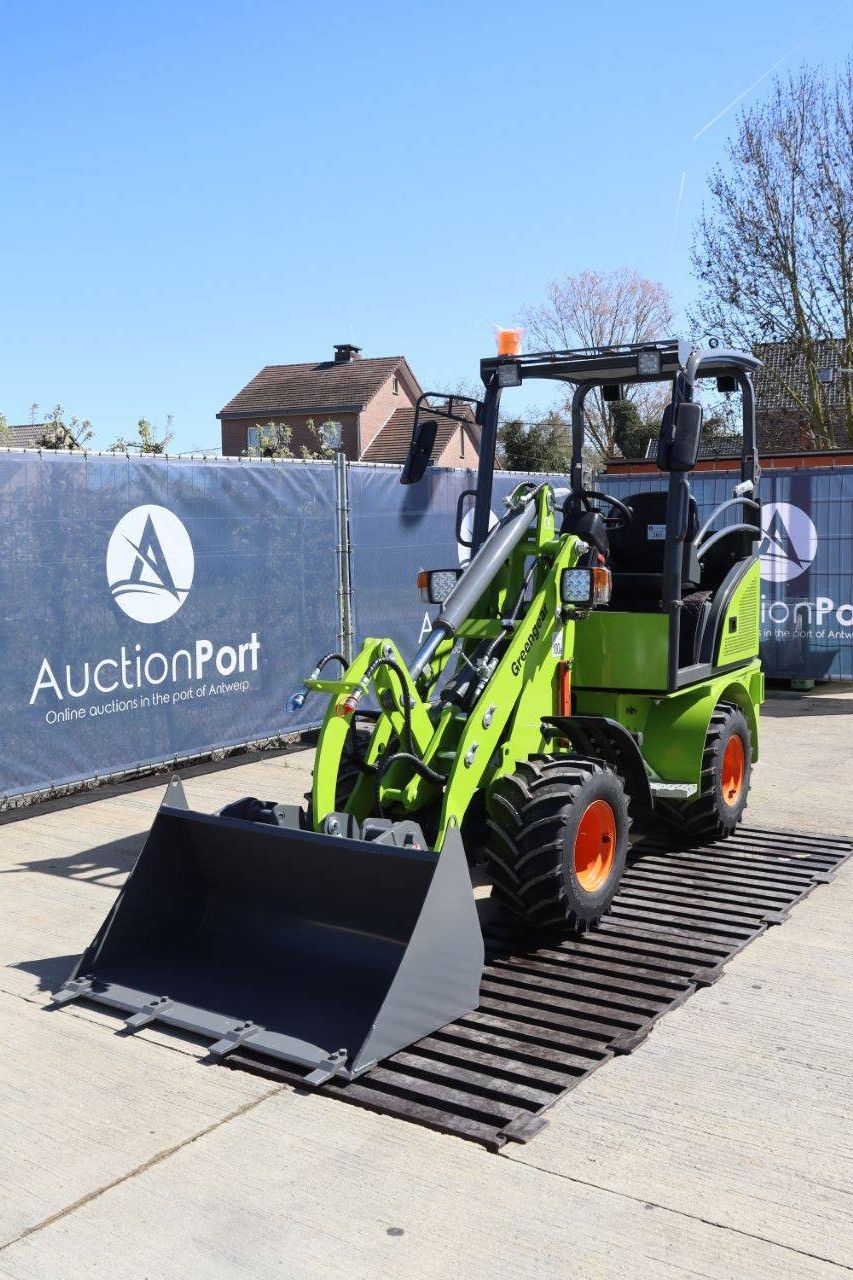 Greengear MT1060 Diesel 25hp Articulated Loader New