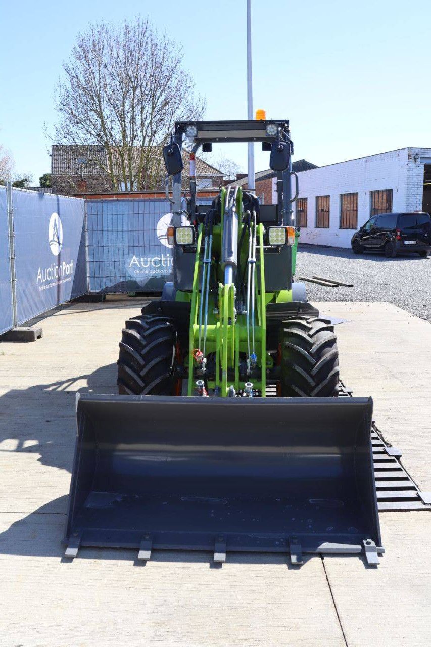 Greengear MT1090 Diesel 25hp Articulated Loader New