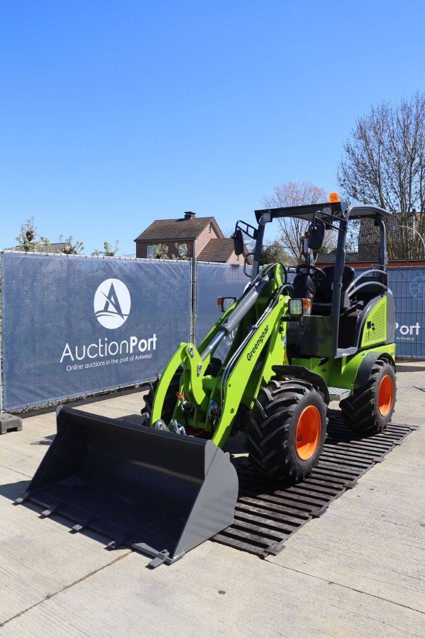 Greengear MT1090 Diesel 25hp Articulated Loader New