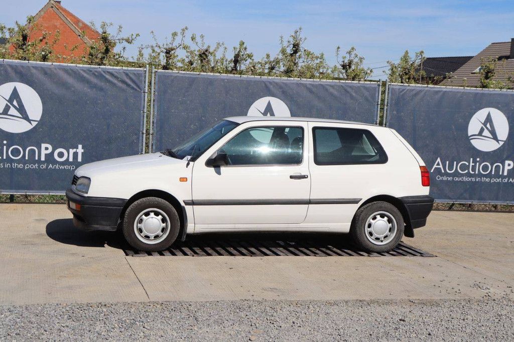 Pkw Volkswagen Golf Benzin 60 PS 1995 (Margin)