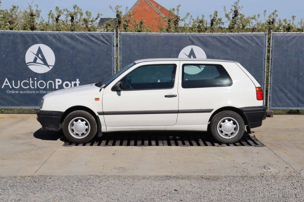 Pkw Volkswagen Golf Benzin 60 PS 1995 (Margin)