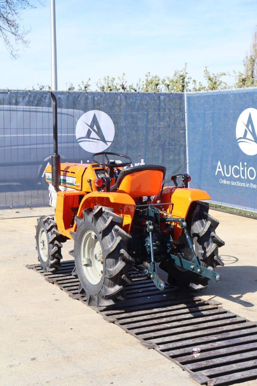 Minitractor Kubota B1402DT Diesel 14pk Refit