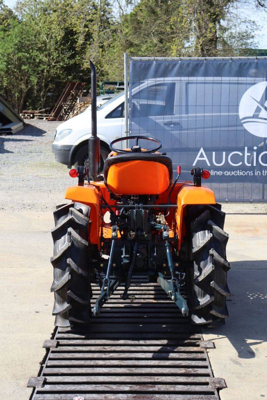 Minitractor Kubota B1402DT Diesel 14pk Refit