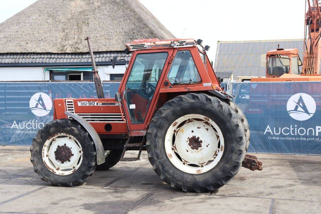 Traktor Fiatagri 90-90 DT Diesel 90 PS