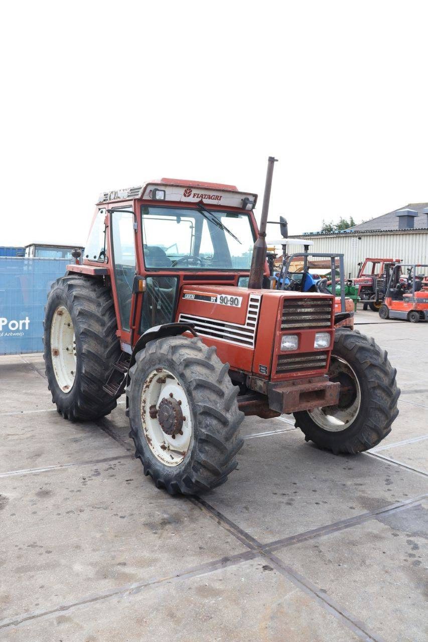 Traktor Fiatagri 90-90 DT Diesel 90 PS