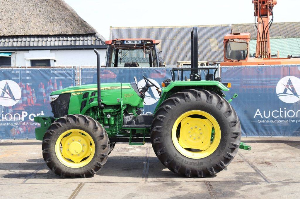 Tractor John Deere 5075E 4WD Diesel 65hp 2023