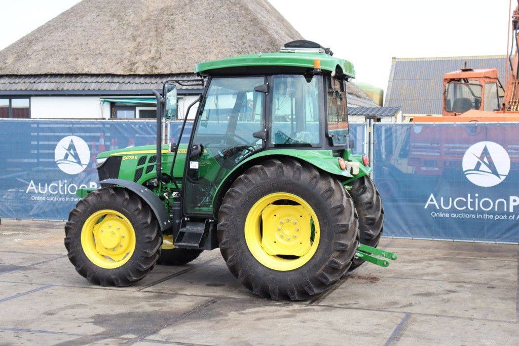 Tractor John Deere 5075E 4WD Diesel 65hp 2024