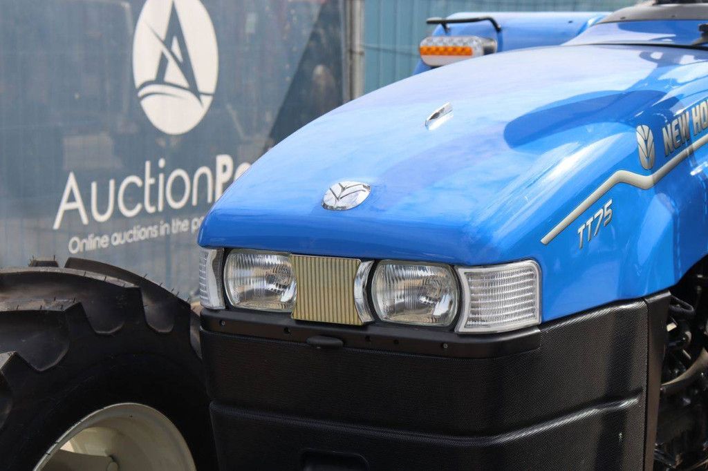 New Holland TT75 Diesel 75 PS Traktor, Neu