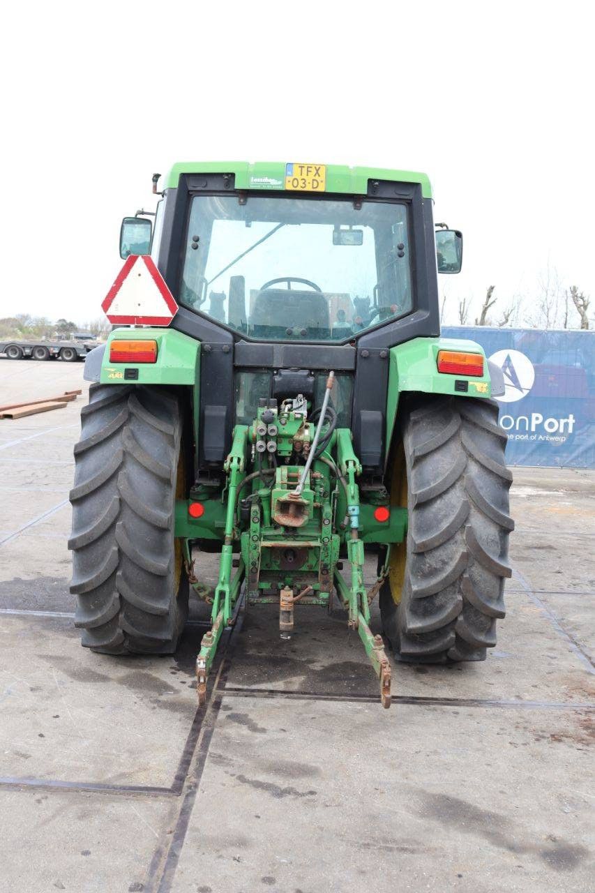 John Deere 6100 Dieseltraktor, 106 PS, Baujahr 2013, mit Frontlader