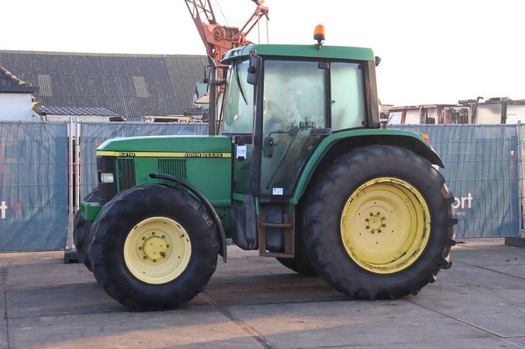 Traktor John Deere 6210 Diesel 67kW 2000