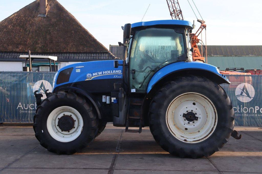 Traktor New Holland T7.210 Diesel 154kW 2011
