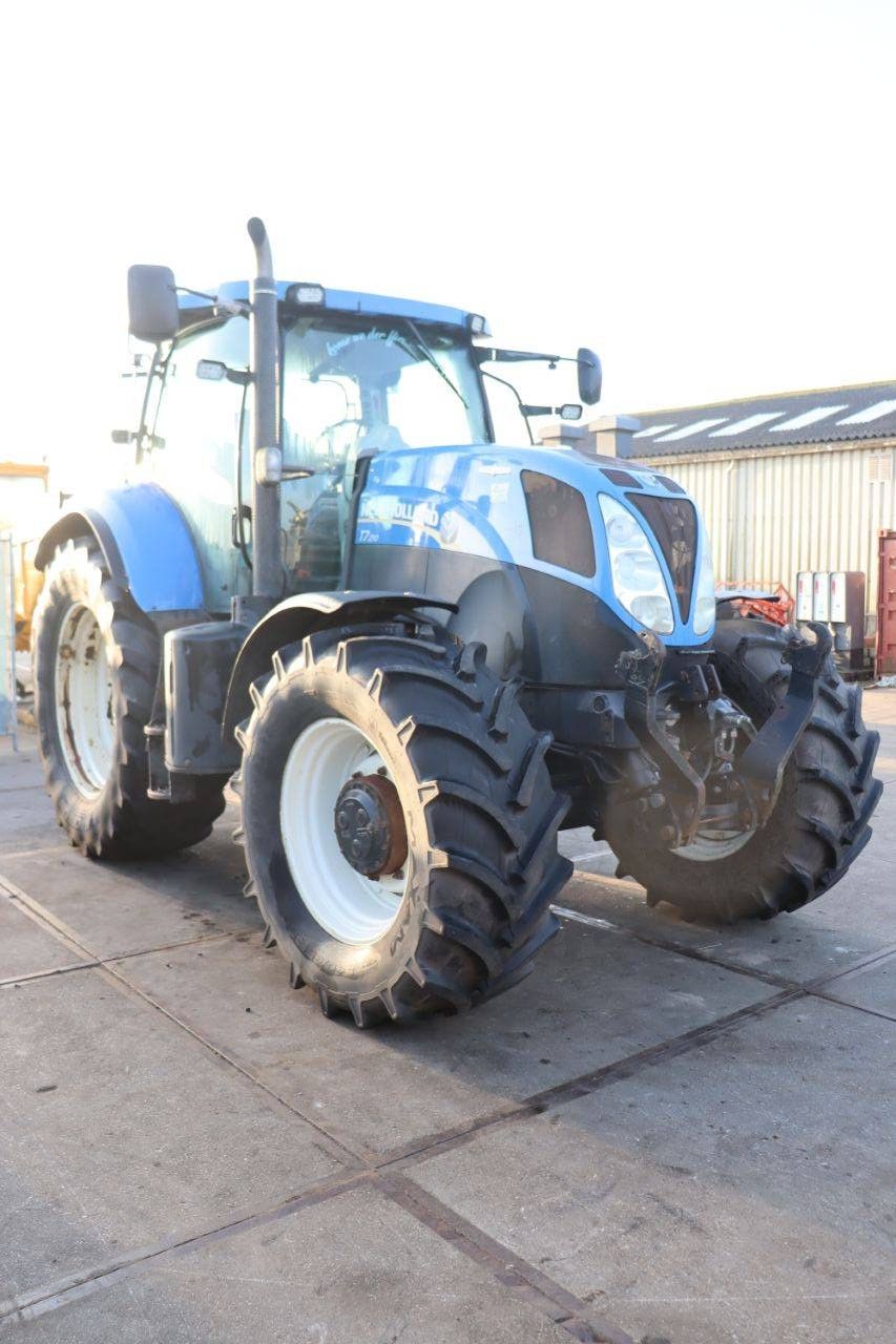 Traktor New Holland T7.210 Diesel 154kW 2011