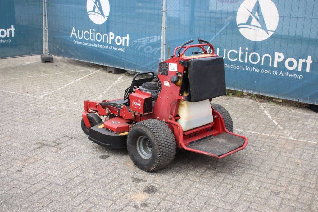 Toro Grandstand Commercial Hydrostatic Mower 2016