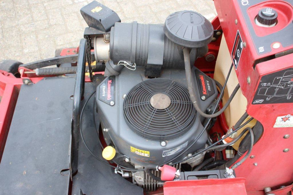 Toro Grandstand Commercial Hydrostatic Mower 2016