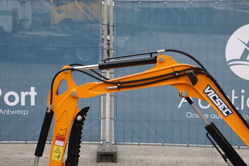 Mini Excavator Vicsec 13-Y Petrol 13.5hp 2025 New