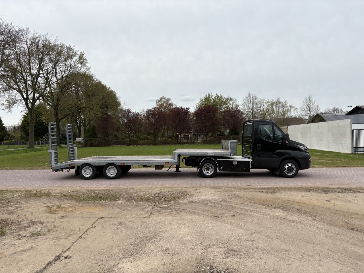 Iveco 40C17 Hydro-Stopp Be trekker - oplegger veldhuizen 5.2 ton