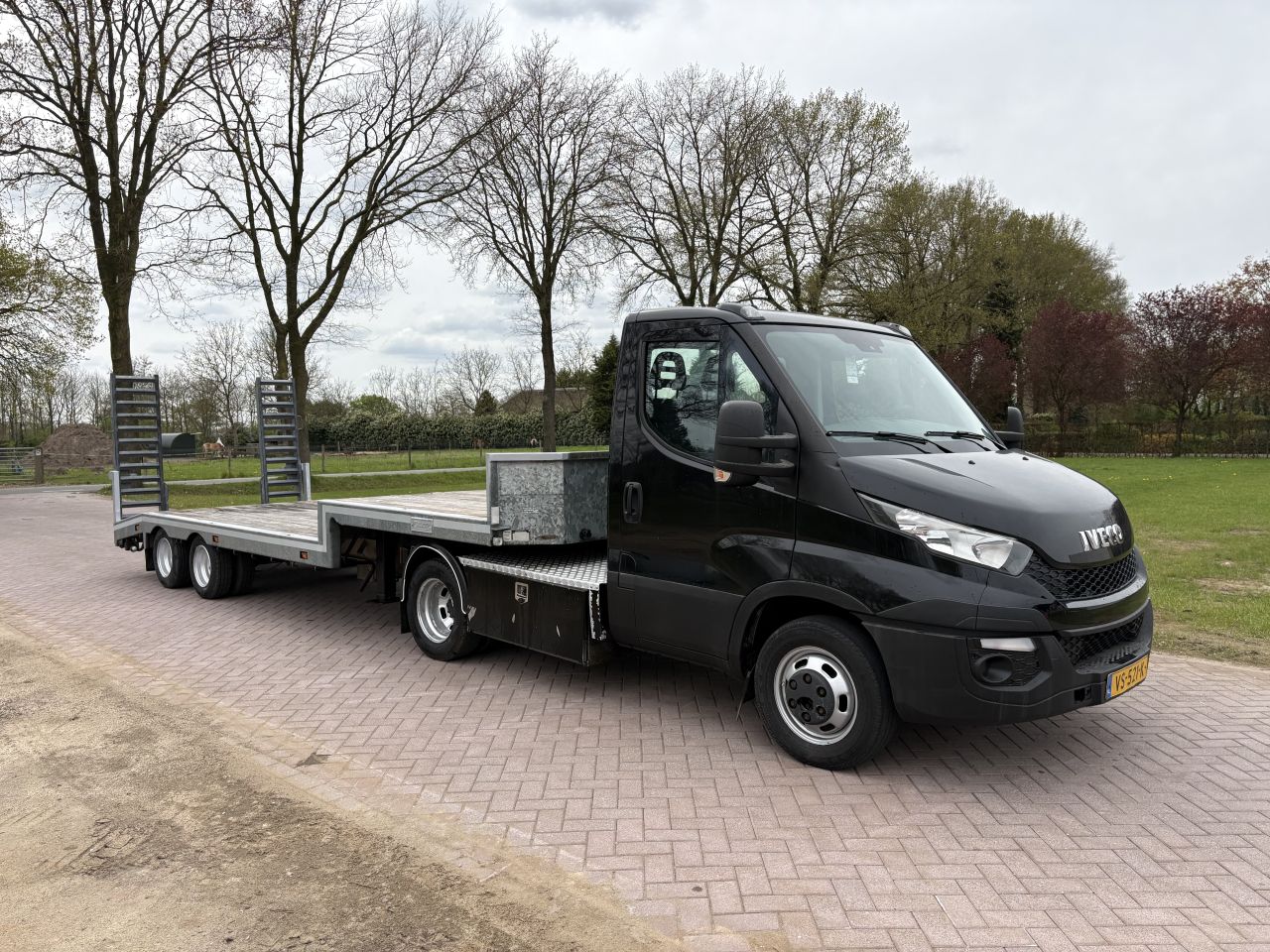 Iveco 40C17 Hydro-Stopp Be trekker - oplegger veldhuizen 5.2 ton