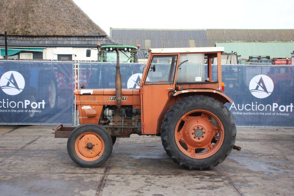 Tractor Fiat 480 Diesel 50hp 1974 (Margin)