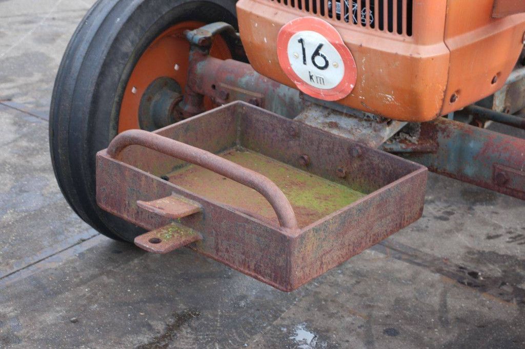 Tractor Fiat 480 Diesel 50hp 1974 (Margin)