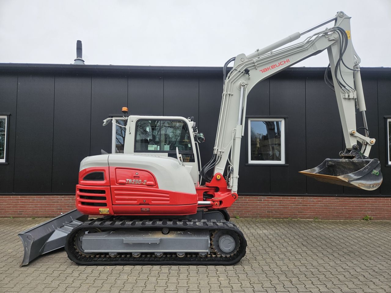 Takeuchi TB290-2 Stage V