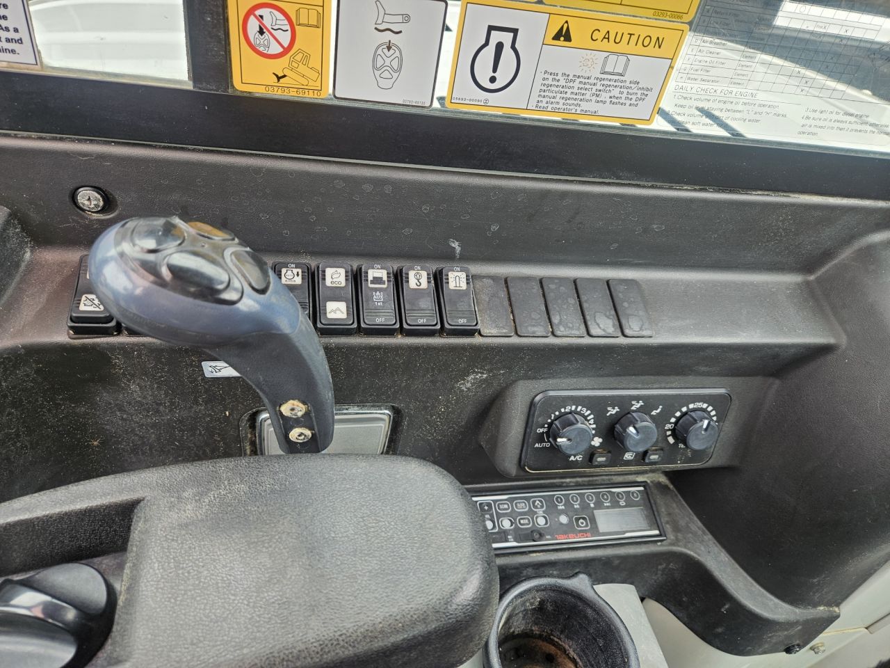 Takeuchi TB290-2 Stage V