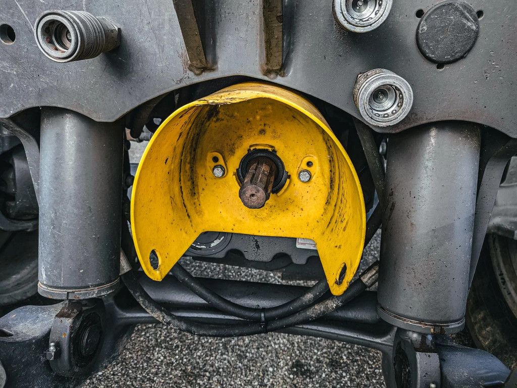 Massey Ferguson 5711 MF 946 EURO 3RD 4TH QL ESD