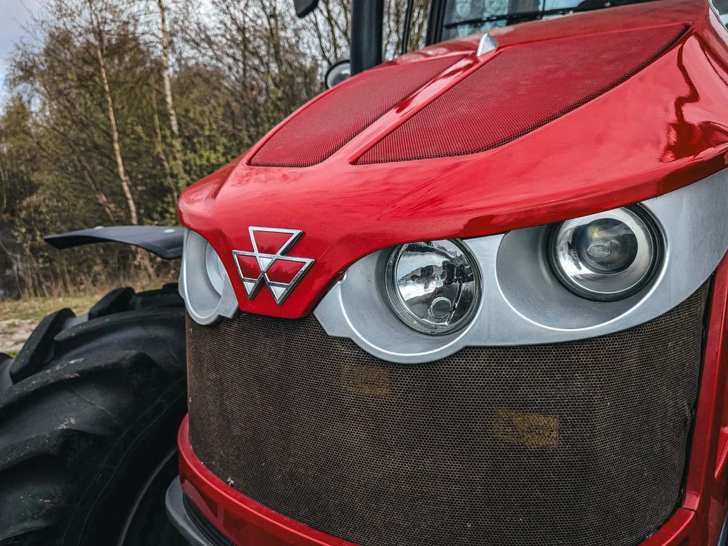 Massey Ferguson 5711 VB-V64D23LA712A