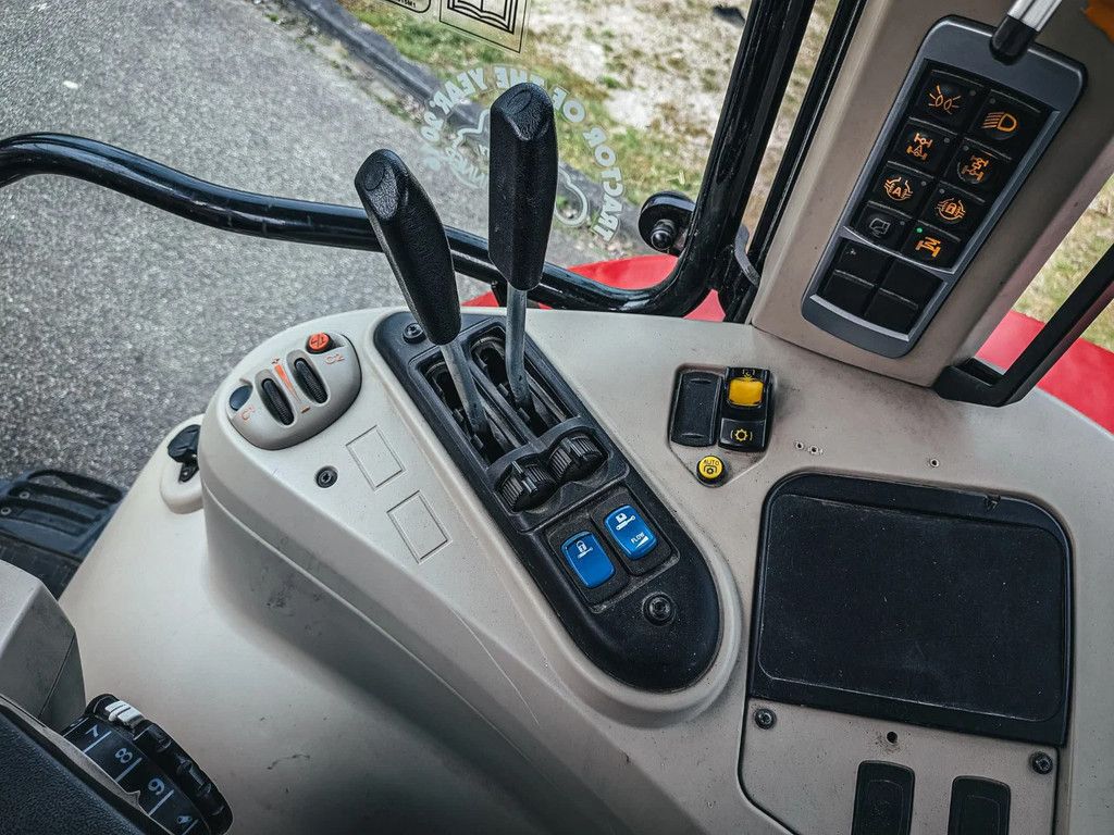 Massey Ferguson 5711 VB-V64D23LA712A