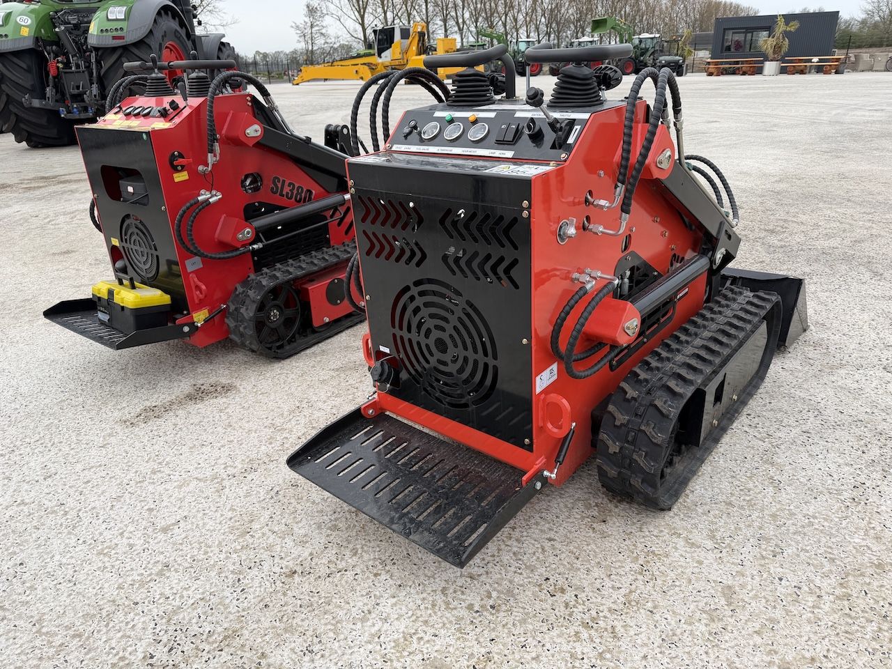 Delano T380c Skid Steer Loader