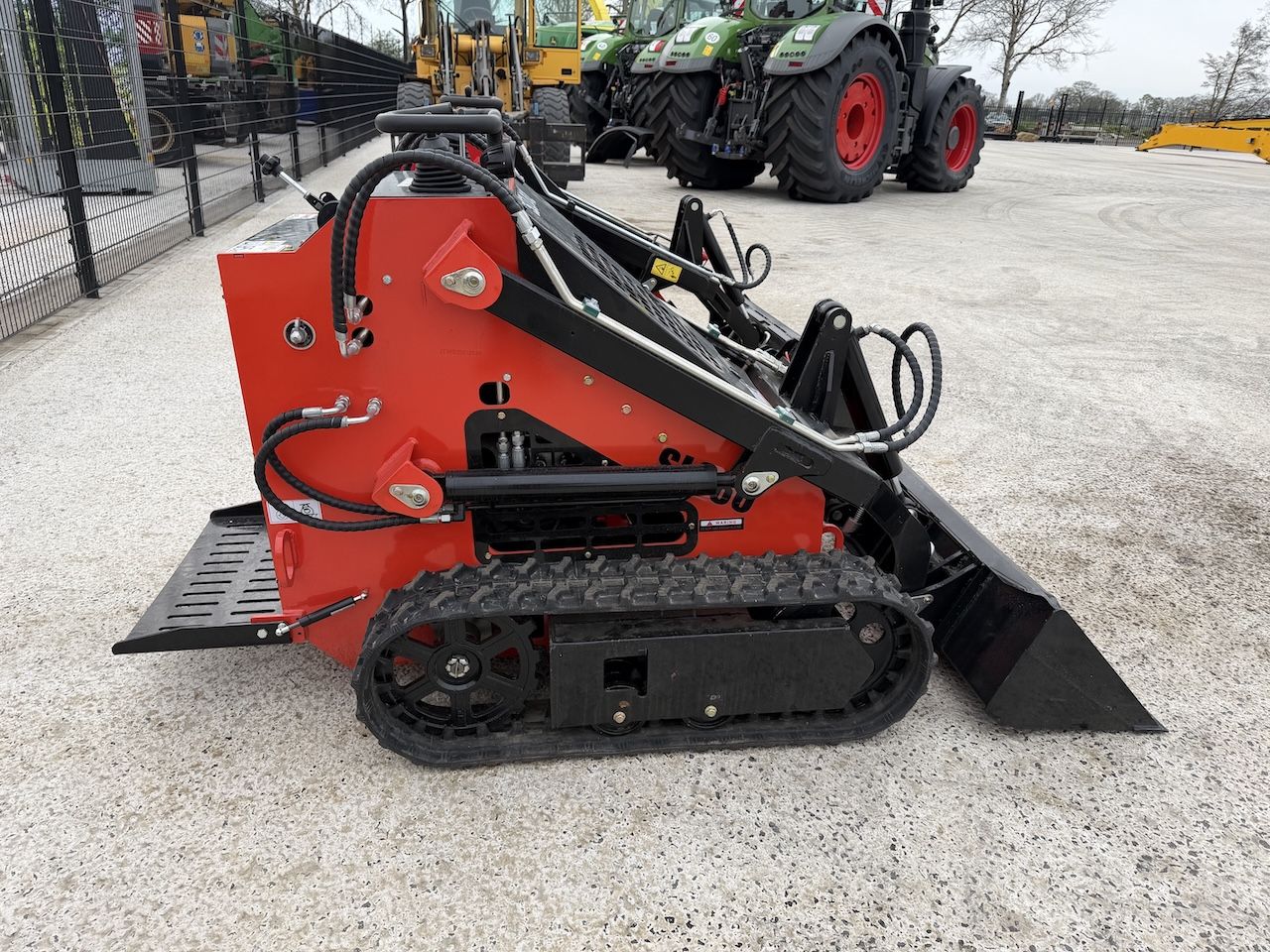 Delano T380c Skid Steer Loader