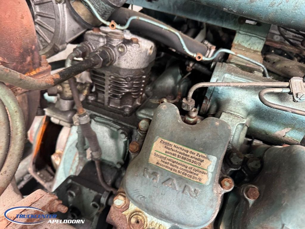 MAN D2840 LE V10 engine TC11359