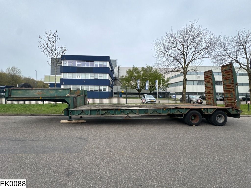 Kaiser Lowbed Steel suspension