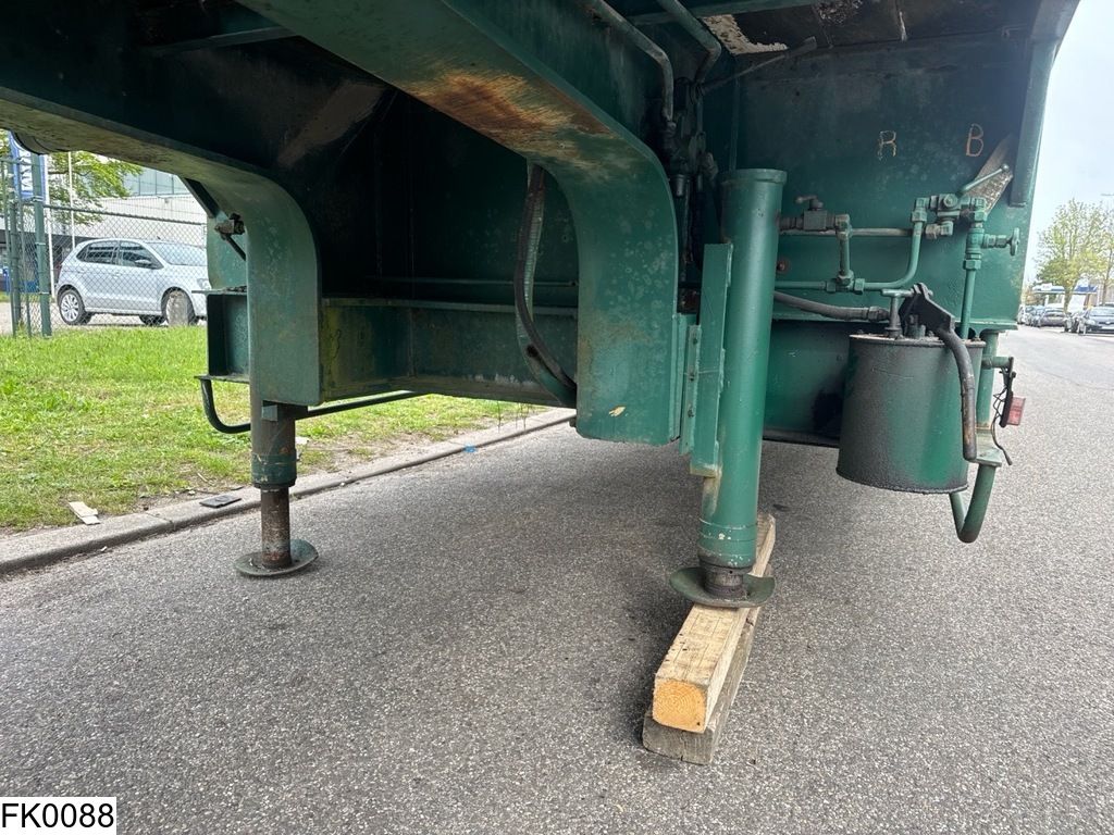 Kaiser Lowbed Steel suspension