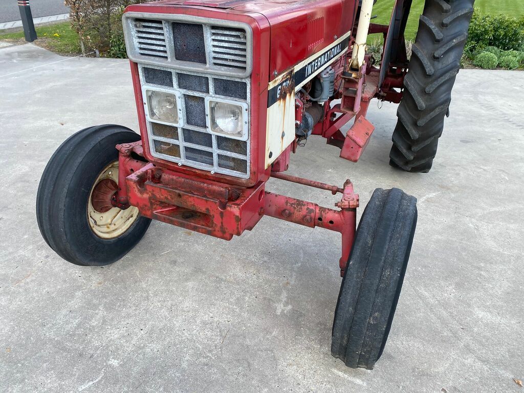 Case-International 633