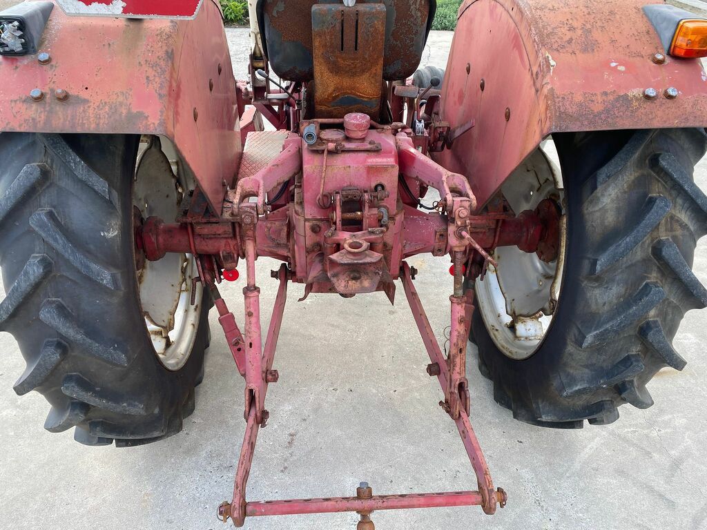 Case-International 633